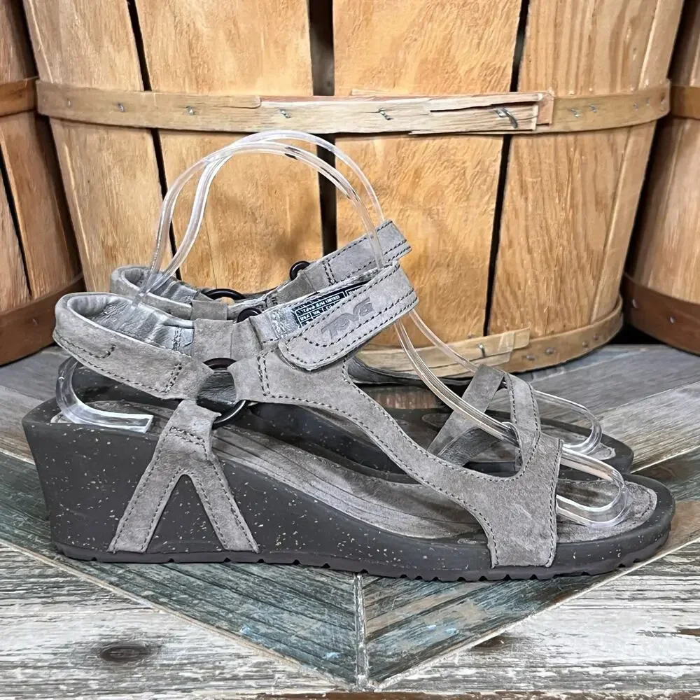 Teva Cabrillo Tan Brown Leather Strappy Adjustable Wedge Sandals Womens Size 9